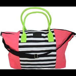 VICTORIA SECRET oversized travel bag set